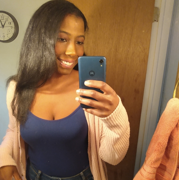 Meet your Posher, Altisha - Picture 1 of 4